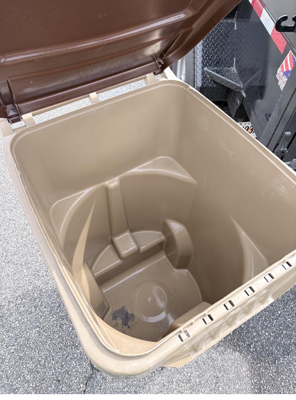 Clean Can Co — North Georgia Trash Bin Cleaning Service